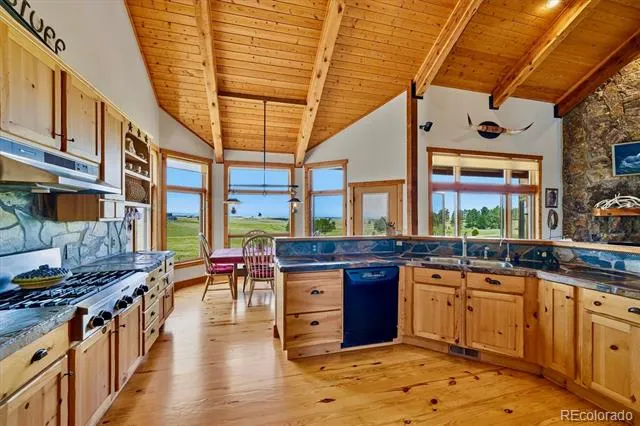 10 Bozeman Trail Elizabeth, CO 80107
