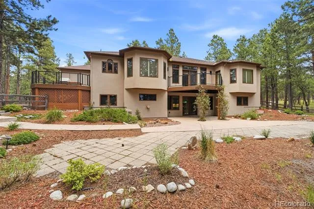 3925 Wavy Oak Drive Colorado Springs, CO 80908