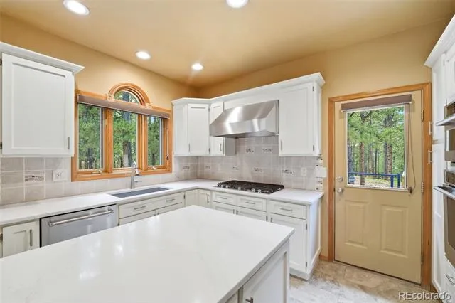 3925 Wavy Oak Drive Colorado Springs, CO 80908