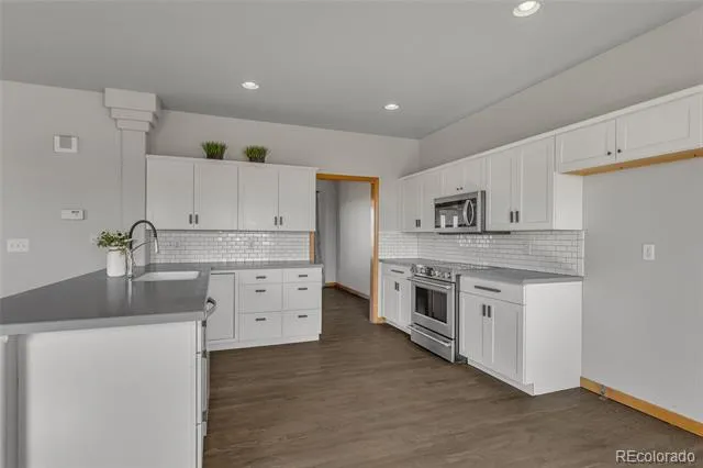6696 Sunset Circle Kiowa, CO 80117