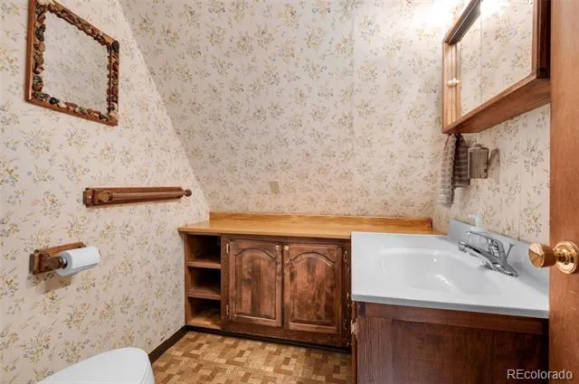 215 S Valley Drive Lake George, CO 80827