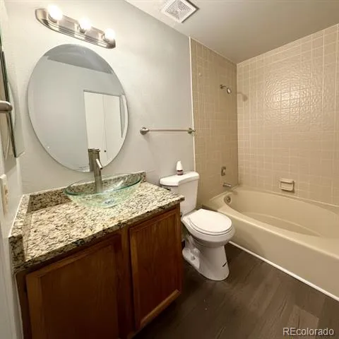 908 S Walden Way #203 Aurora, CO 80017