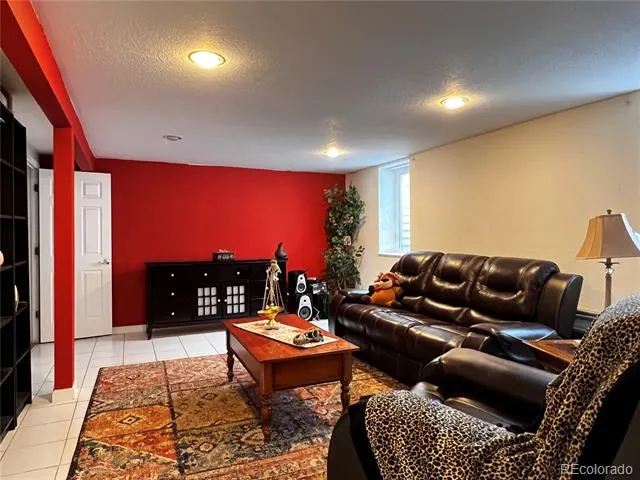 535 Kenton Street Aurora, CO 80010
