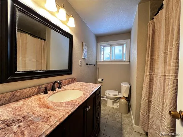535 Kenton Street Aurora, CO 80010
