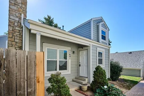 11601 E Cornell Circle