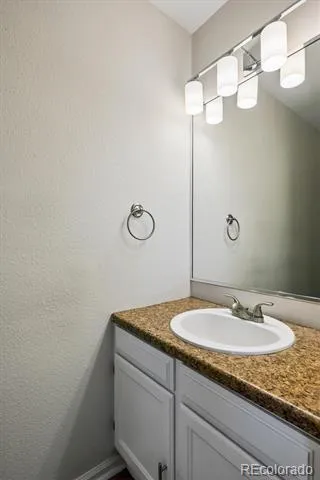 11601 E Cornell Circle Aurora, CO 80014