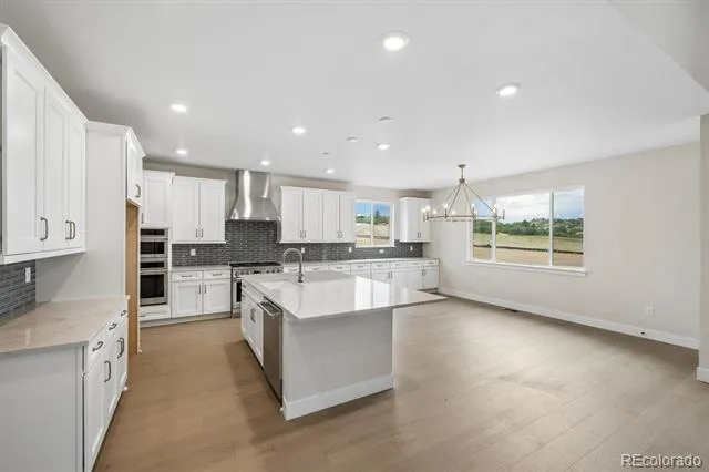 5725 Pleasant View Drive Castle Rock, CO 80108