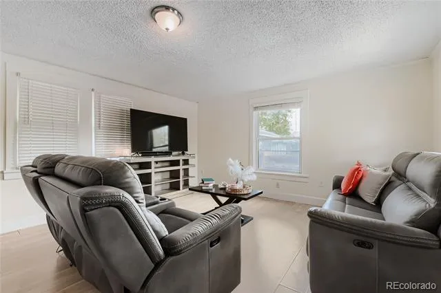 7277 E 68th Place Commerce City, CO 80022