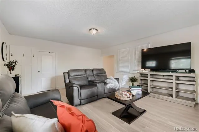 7277 E 68th Place Commerce City, CO 80022