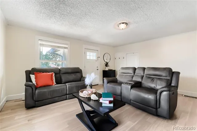7277 E 68th Place Commerce City, CO 80022