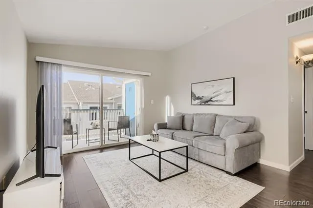 3855 Canyon Ranch Road #202 Highlands Ranch, CO 80126