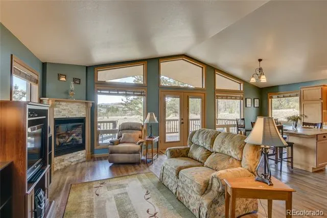 75 Whip Way Hartsel, CO 80449