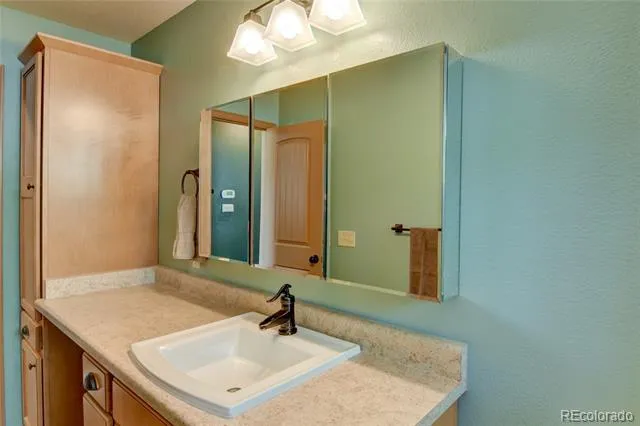75 Whip Way Hartsel, CO 80449