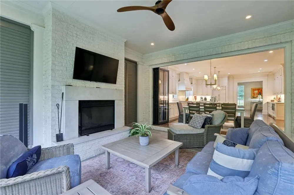 934 Winall Down Road NE Atlanta, GA 30319