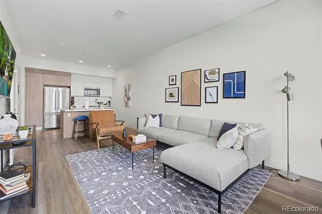 2880 Zuni Street #409 Denver, CO 80211