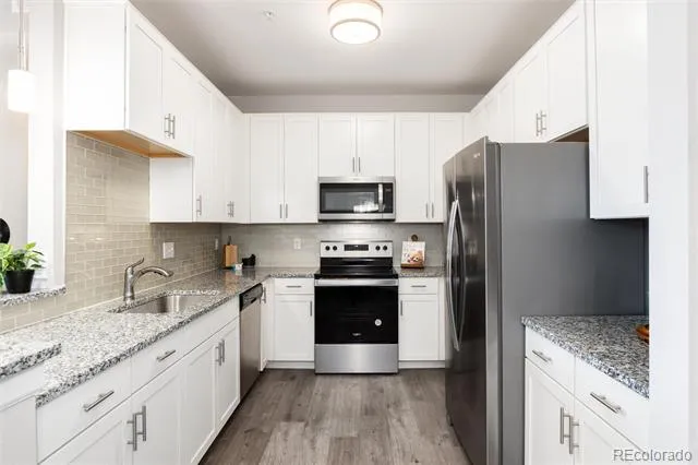 15700 E Jamison Drive #8-305 Englewood, CO 80112