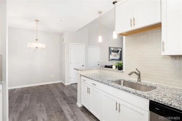 15700 E Jamison Drive #8-305 Englewood, CO 80112