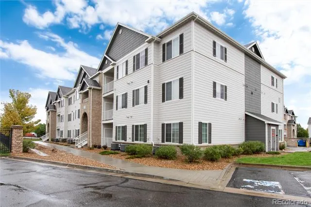 15700 E Jamison Drive #8-305 Englewood, CO 80112