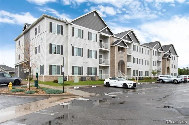 15700 E Jamison Drive #8-305 Englewood, CO 80112