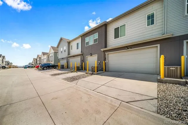 746 Bersshine Court Watkins, CO 80137
