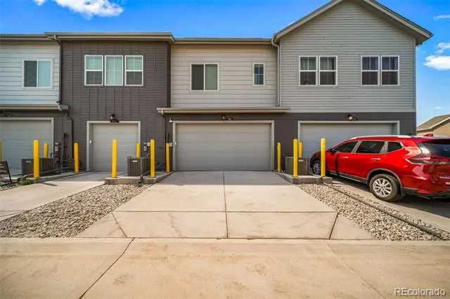 746 Bersshine Court Watkins, CO 80137