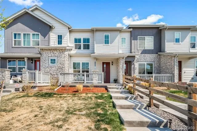 746 Bersshine Court Watkins, CO 80137