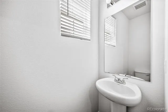3937 Rome Street Aurora, CO 80019