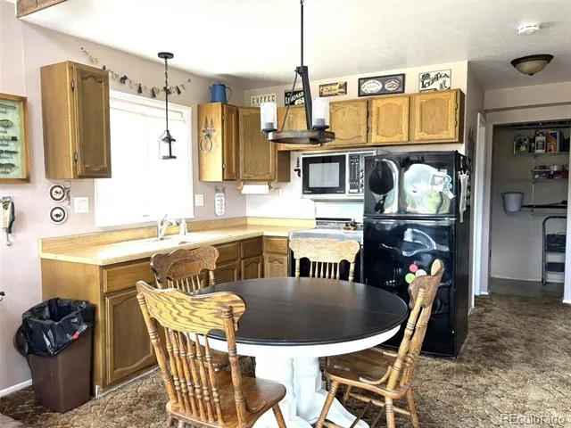 2138 Overland Circle Jefferson, CO 80456