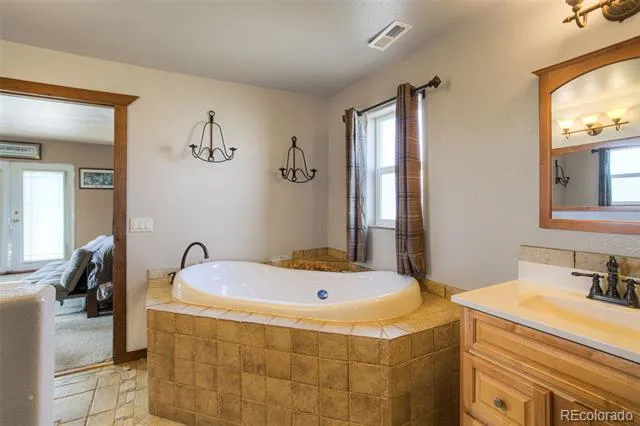 73 Mid land Avenue Hartsel, CO 80449