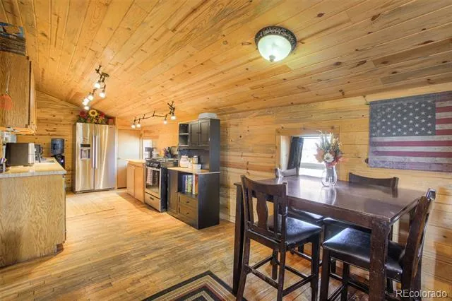 73 Mid land Avenue Hartsel, CO 80449