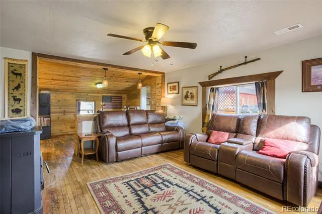 73 Mid land Avenue Hartsel, CO 80449