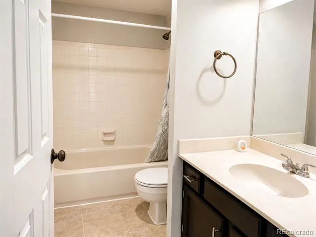 11105 E Alameda Avenue #202 Aurora, CO 80012