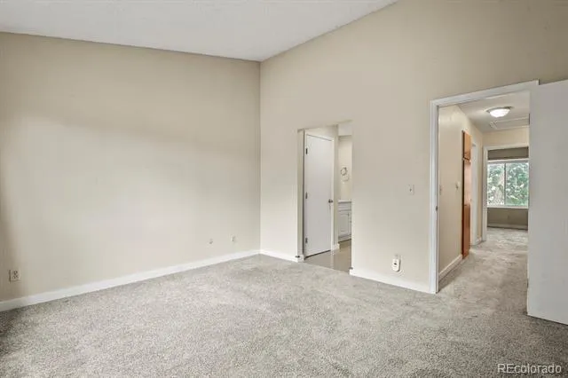 4290 S Mobile Circle #A Aurora, CO 80013