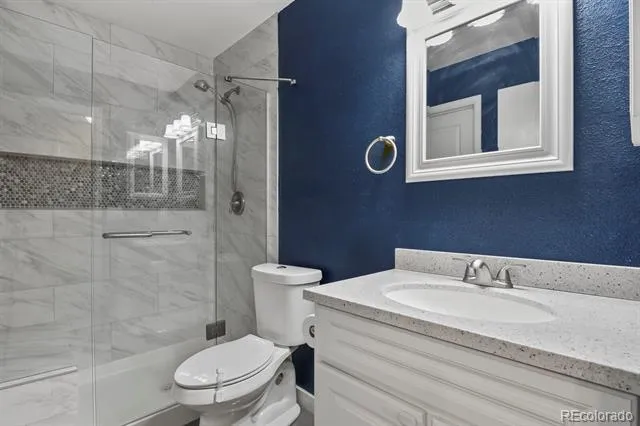 4290 S Mobile Circle #A Aurora, CO 80013