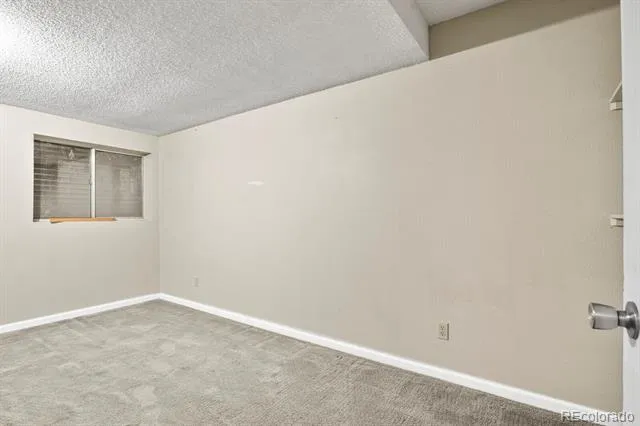 4290 S Mobile Circle #A Aurora, CO 80013