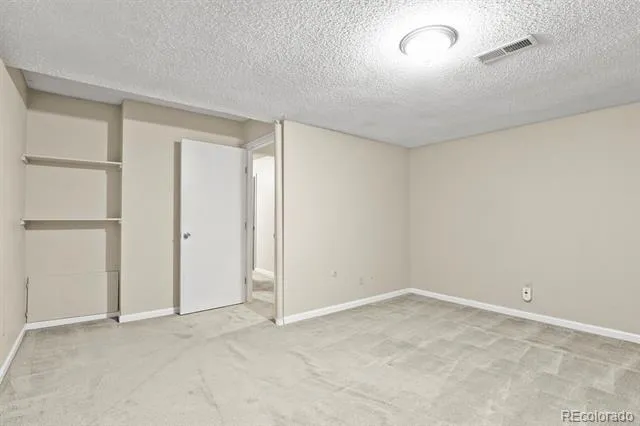 4290 S Mobile Circle #A Aurora, CO 80013
