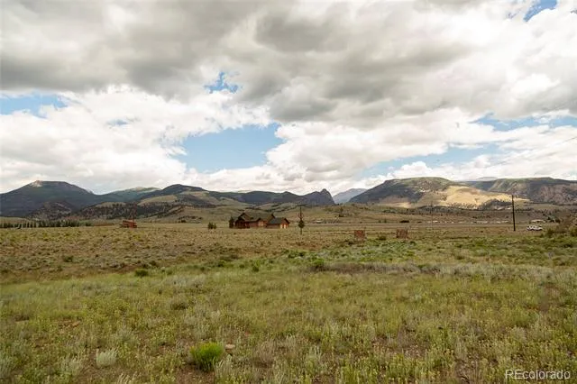 410 Macfarlane Lane Creede, CO 81130