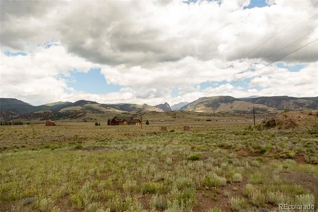 410 Macfarlane Lane Creede, CO 81130