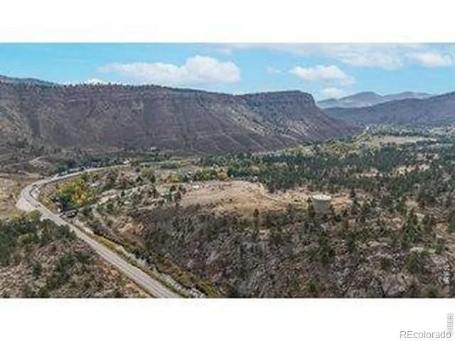2155 Apple Valley Road Lyons, CO 80540