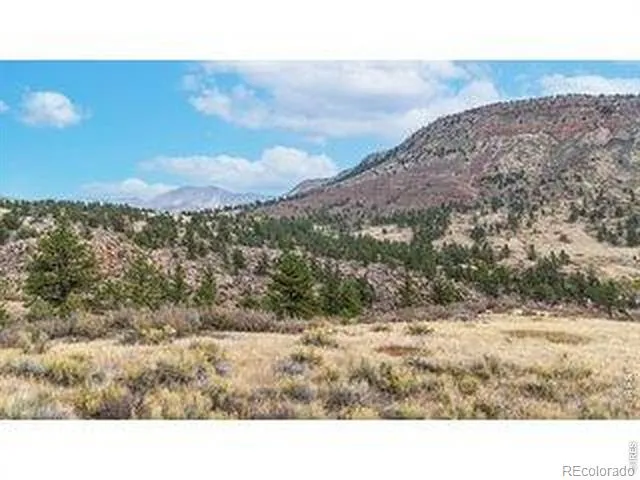 2155 Apple Valley Road Lyons, CO 80540