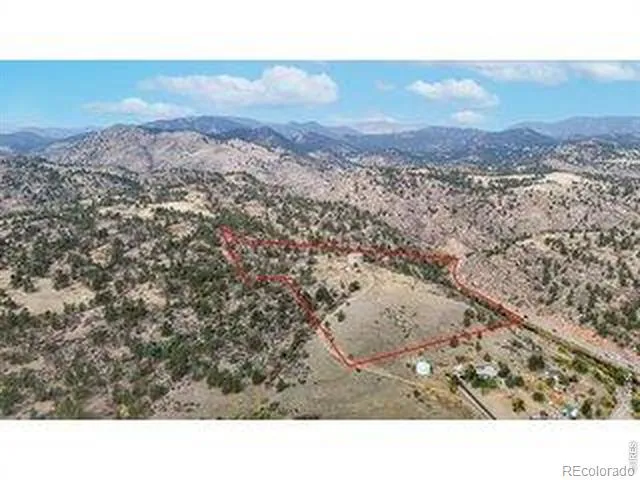 2155 Apple Valley Road Lyons, CO 80540