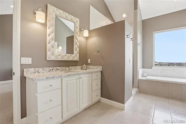 27165 E Long Place Aurora, CO 80016
