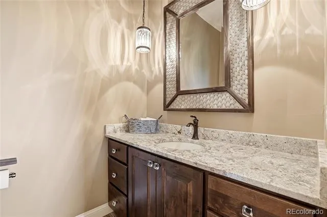 27165 E Long Place Aurora, CO 80016