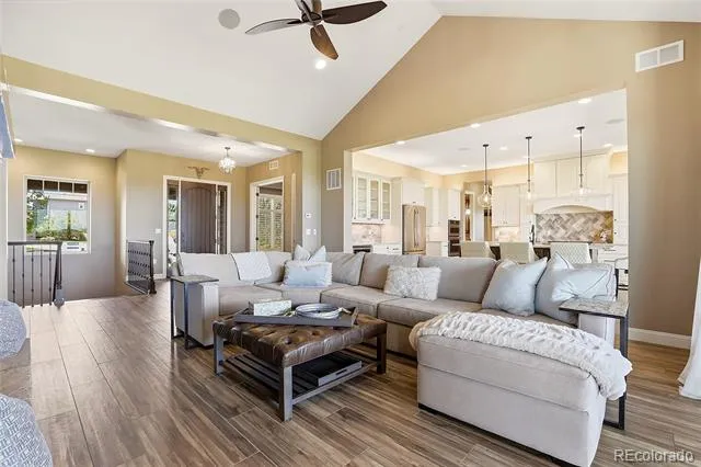 27165 E Long Place Aurora, CO 80016