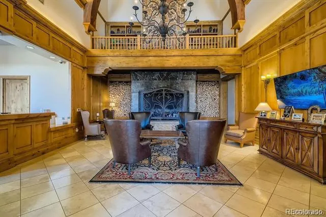 27165 E Long Place Aurora, CO 80016