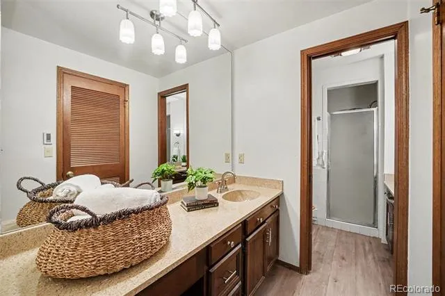 8550 W 10th Avenue Lakewood, CO 80215