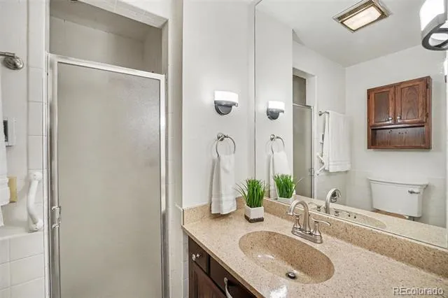8550 W 10th Avenue Lakewood, CO 80215