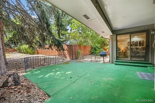 8550 W 10th Avenue Lakewood, CO 80215