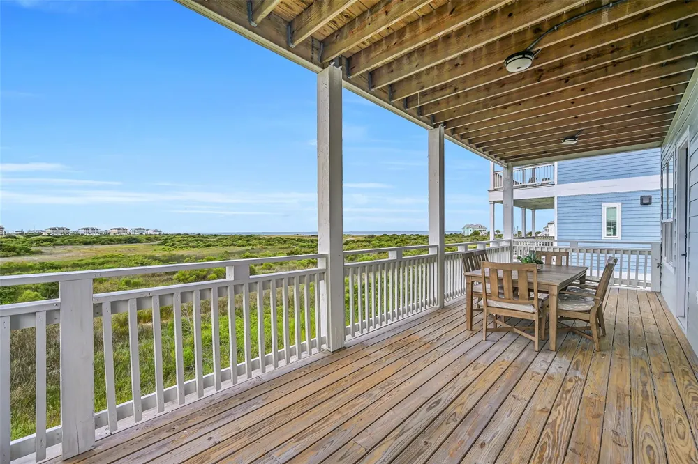 25943 Bay Breeze Drive Galveston, TX 77554