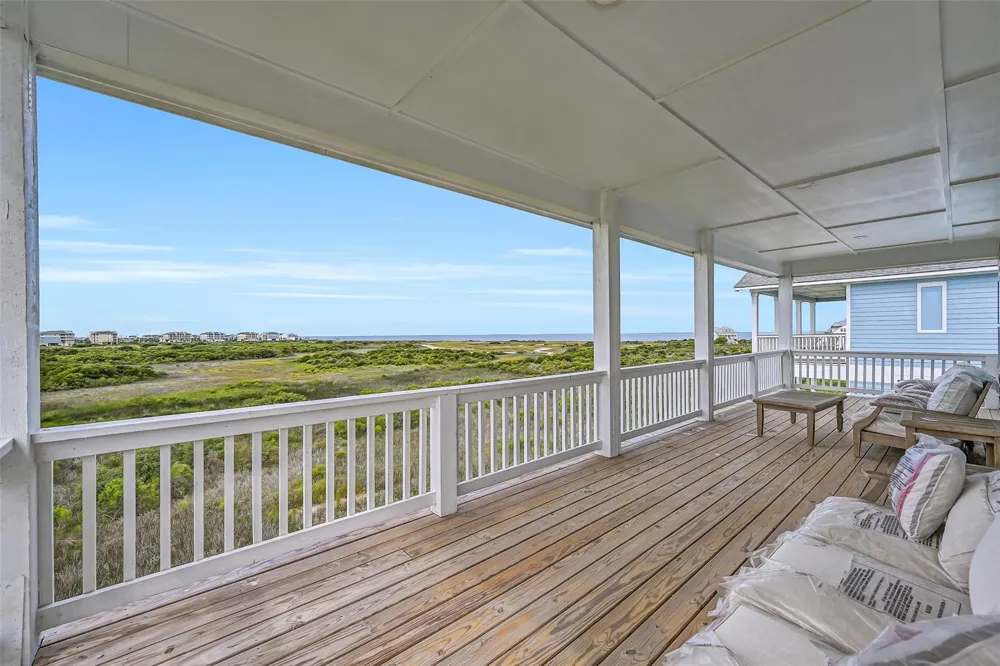 25943 Bay Breeze Drive Galveston, TX 77554